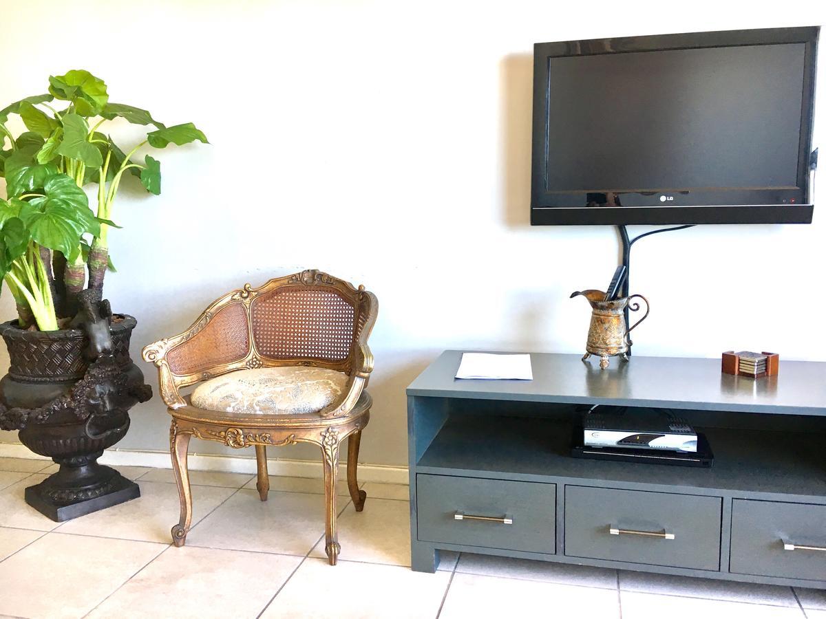 Hightide Apartment Amanzimtoti Ngoại thất bức ảnh