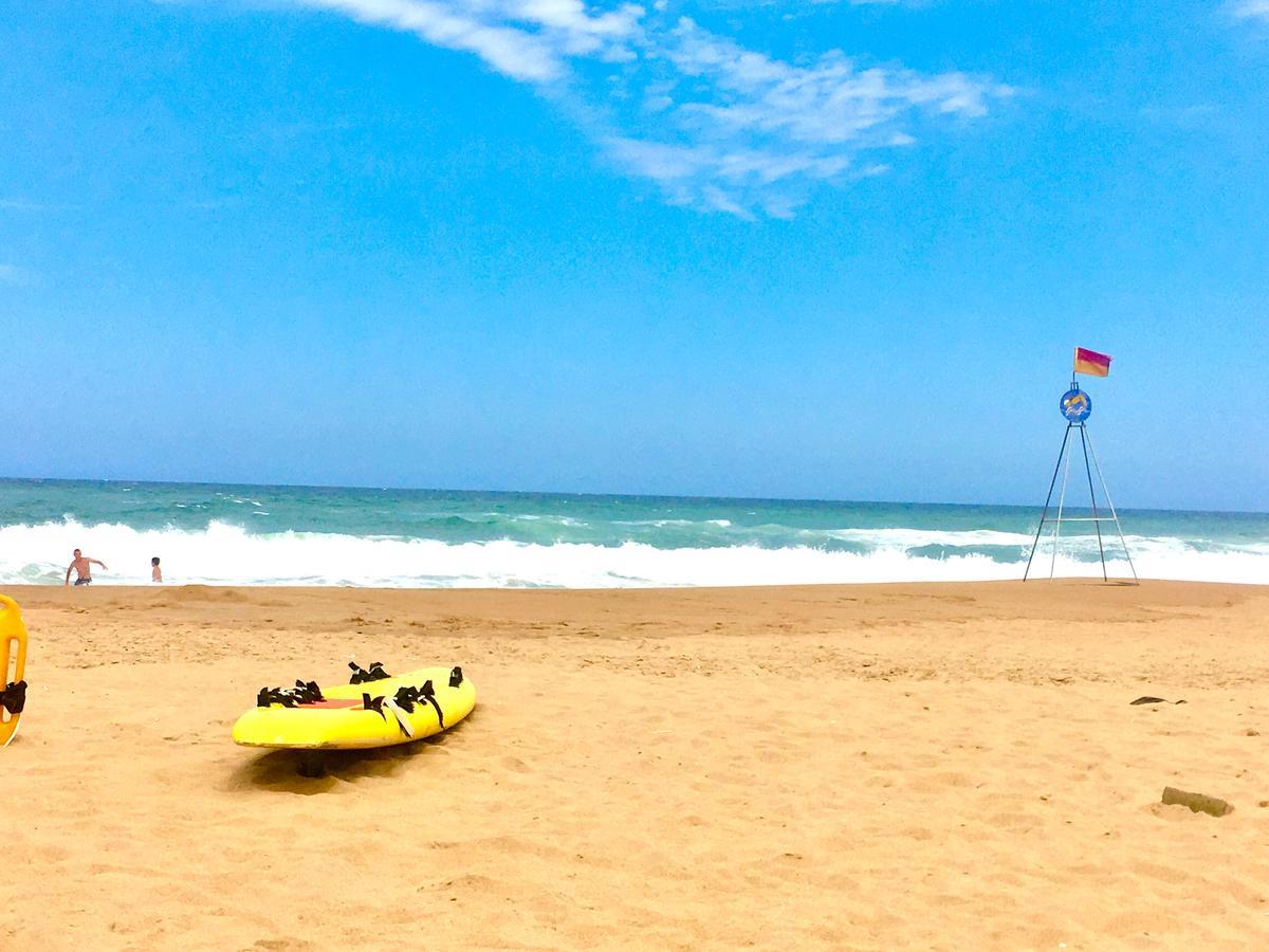 Hightide Apartment Amanzimtoti Ngoại thất bức ảnh