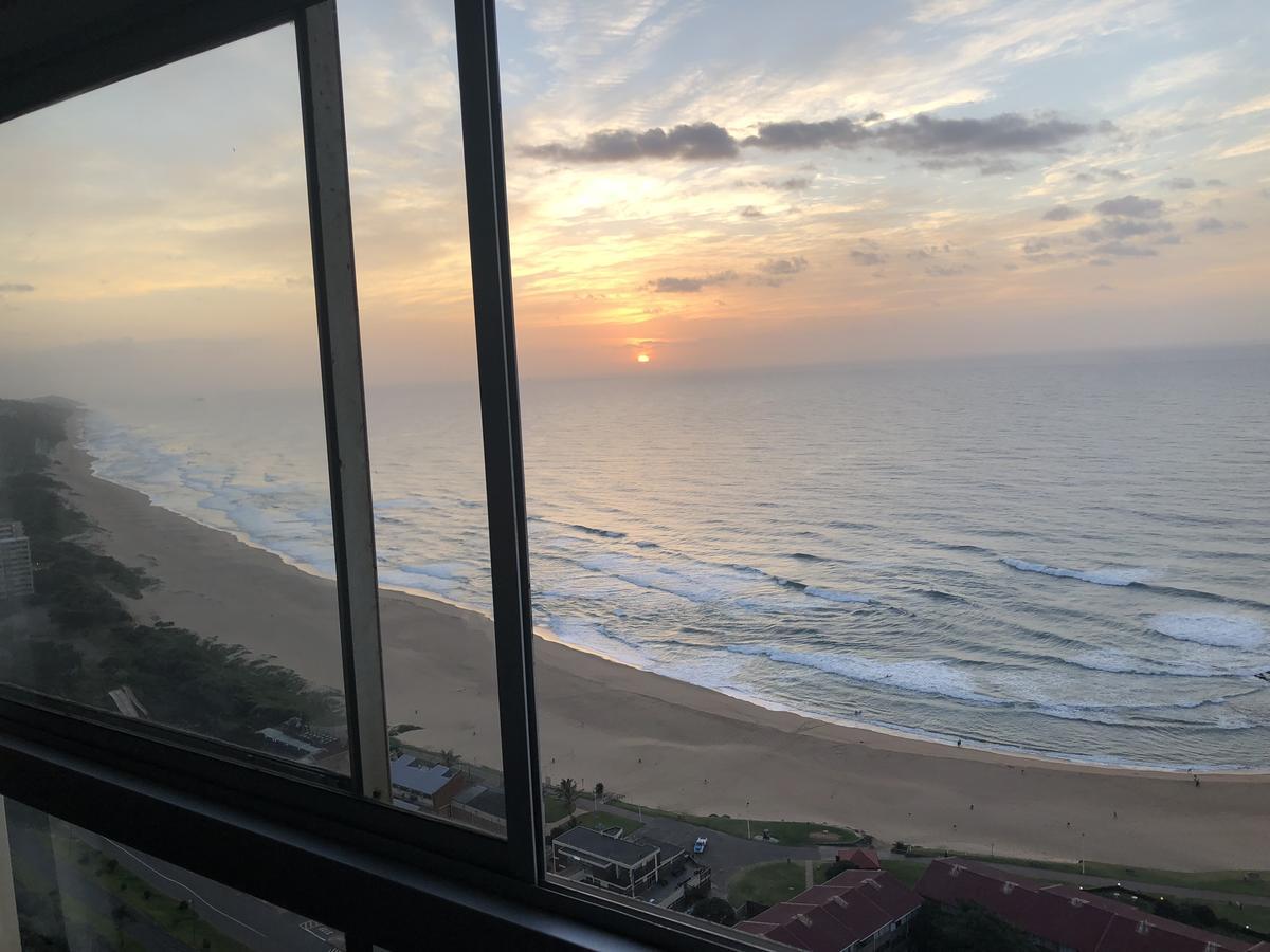 Hightide Apartment Amanzimtoti Ngoại thất bức ảnh