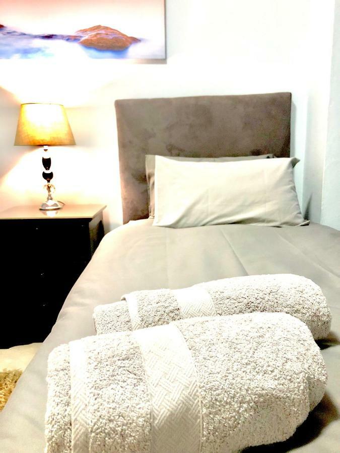 Hightide Apartment Amanzimtoti Ngoại thất bức ảnh