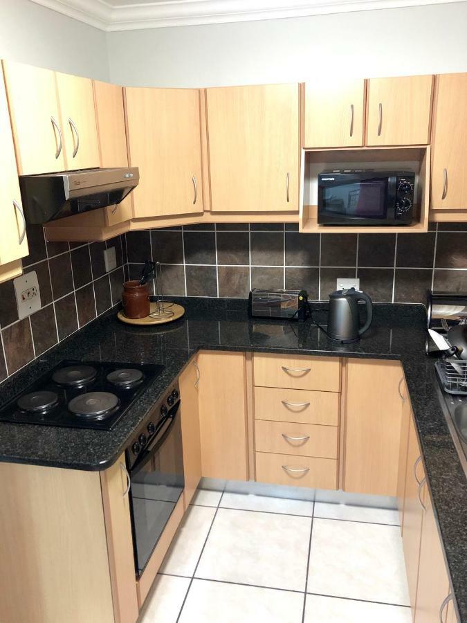 Hightide Apartment Amanzimtoti Ngoại thất bức ảnh
